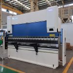 wytrzymałe narzędzia spawalnicze 80T / 3200mm prasa wysokotemperaturowa z pompą ciepła i systemem kontroli DA66T