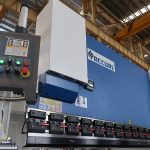 popularny hydrauliczny prasowalniczy cnc z estunem E210 układ sterowania WC67Y- 125Ton / 3200mm z obsługą inżynierską