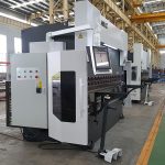 wysokowydajna hydrauliczna prasa krawędziowa z robotem